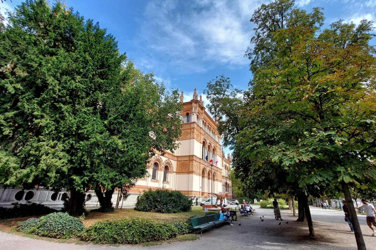 Vico Fashion District Hotel Milaan Buitenkant foto